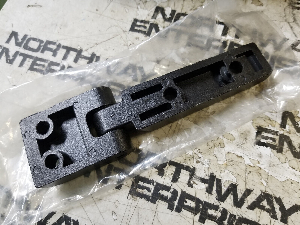 32724/311343 Hood Hinge mount