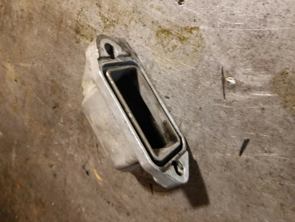 97941206 6.6 DURAMAX Engine Oil Cooler Housing Adapter 01-07 LB7 LLY LBZ