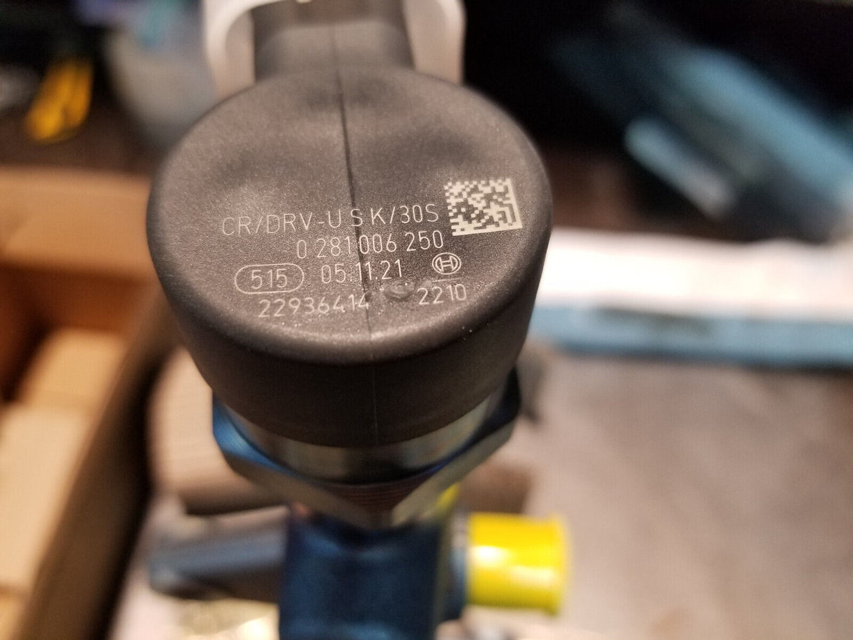 OEM Cummins Bosch 0445226167 5348915 Fuel Rail