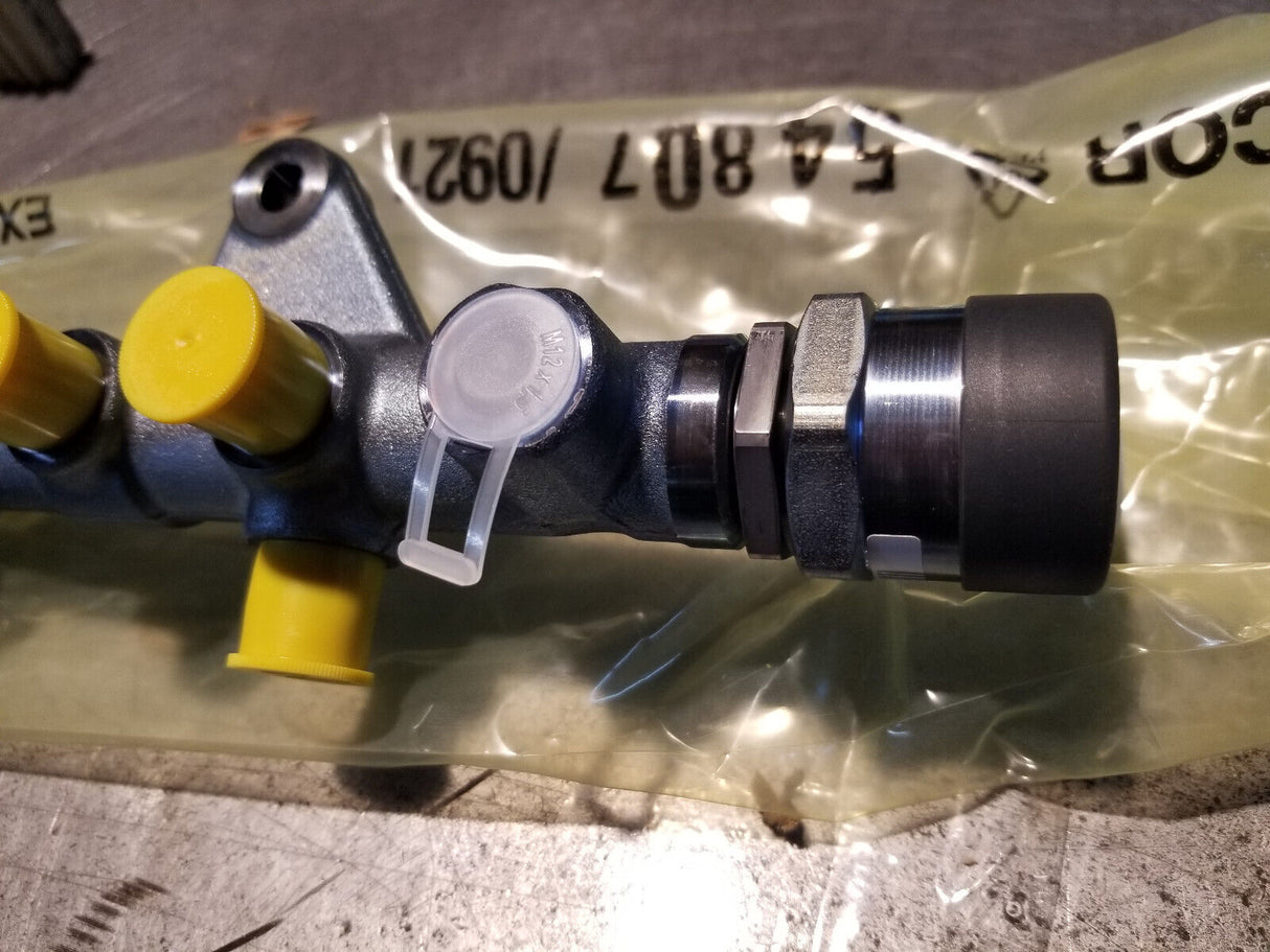 OEM Cummins Bosch 0445226167 5348915 Fuel Rail