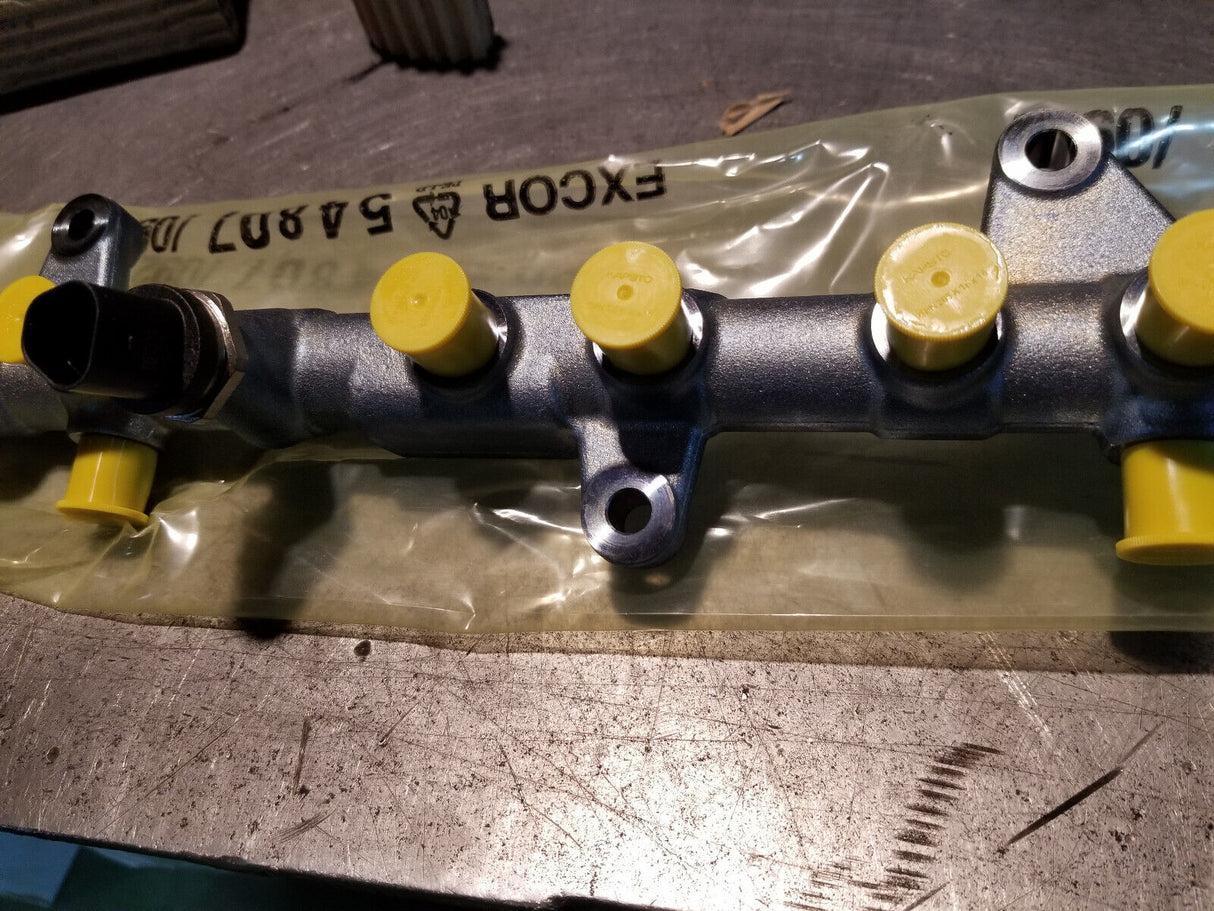 OEM Cummins Bosch 0445226167 5348915 Fuel Rail