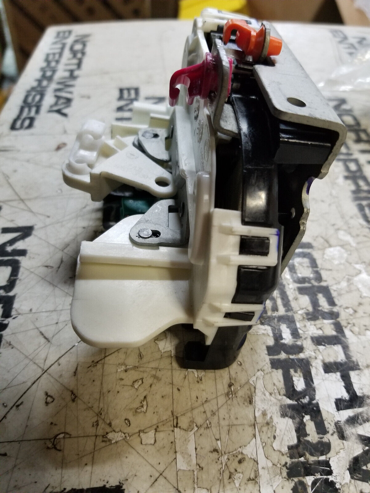 P04589417AI / 4589417AI Door Lock Actuator Motor For Dodge Ram 1500 2009-2018