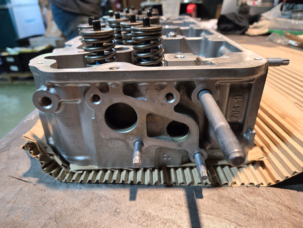 REMAN 2006-2010 Chevy GMC 6.6 LBZ LMM DURAMAX CYLINDER HEAD RH PASSENGER