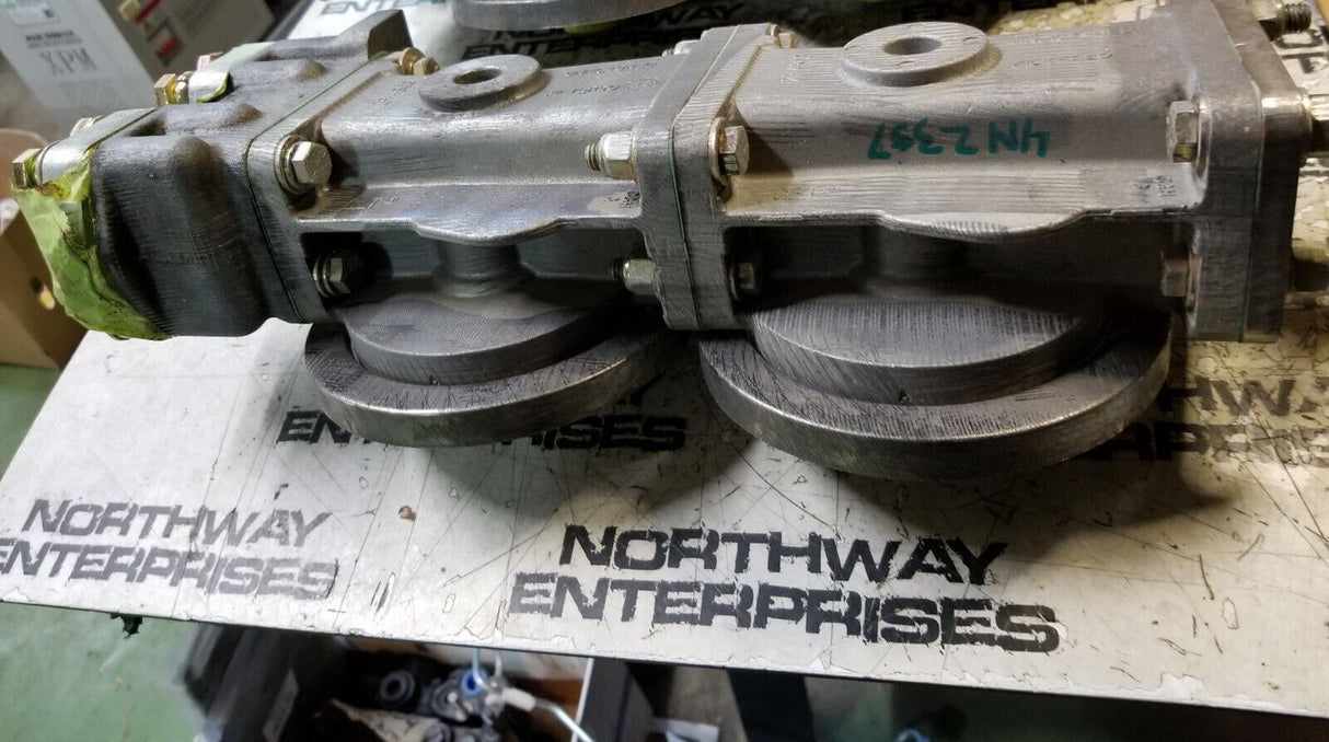 2P-4303 4N-2357 DUAL FILTER HOUSING 4N-7082