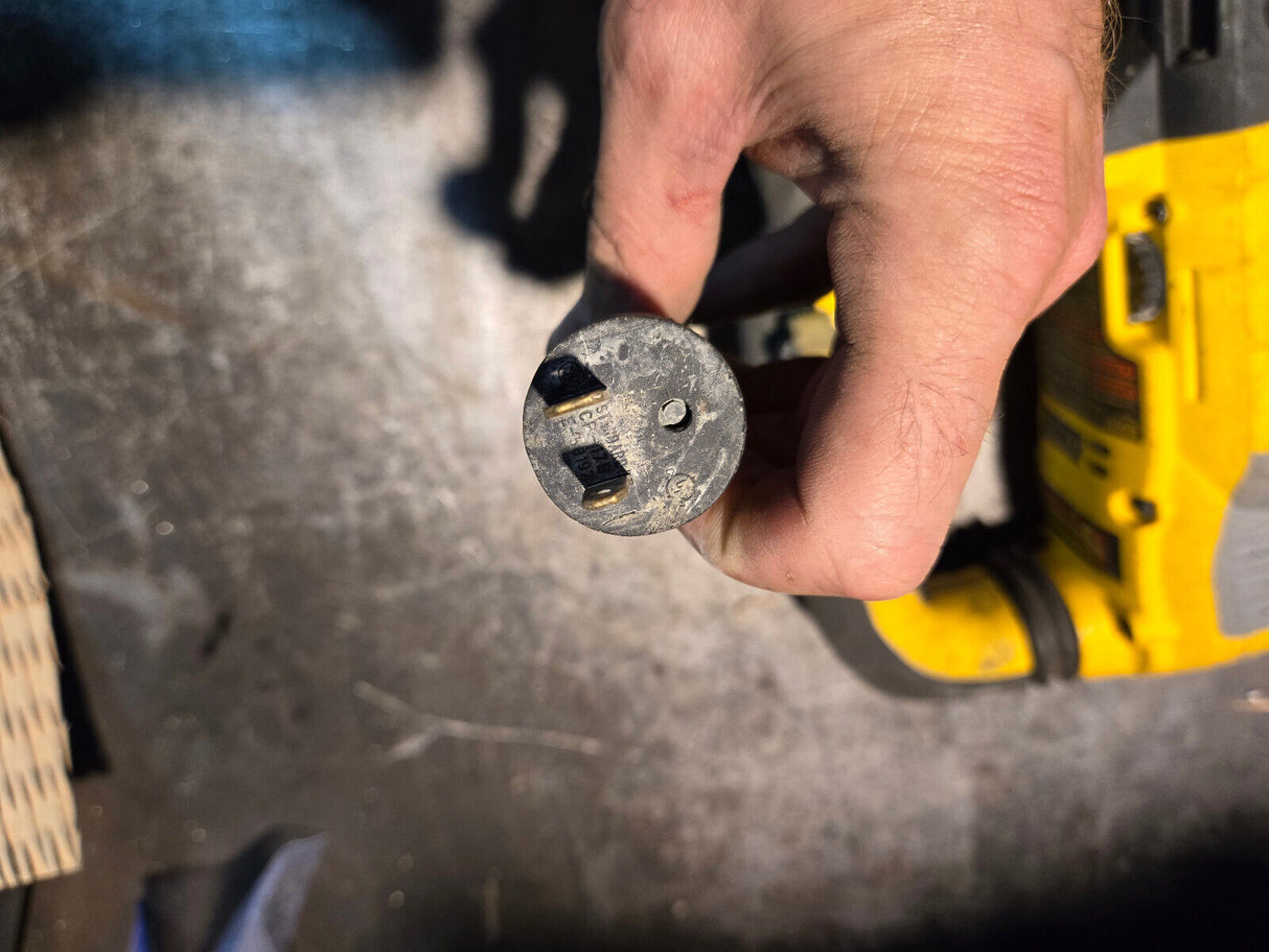 Dewalt D25733 SDS Max Rotary Hammer Drill 1-7/8" Corded Electric