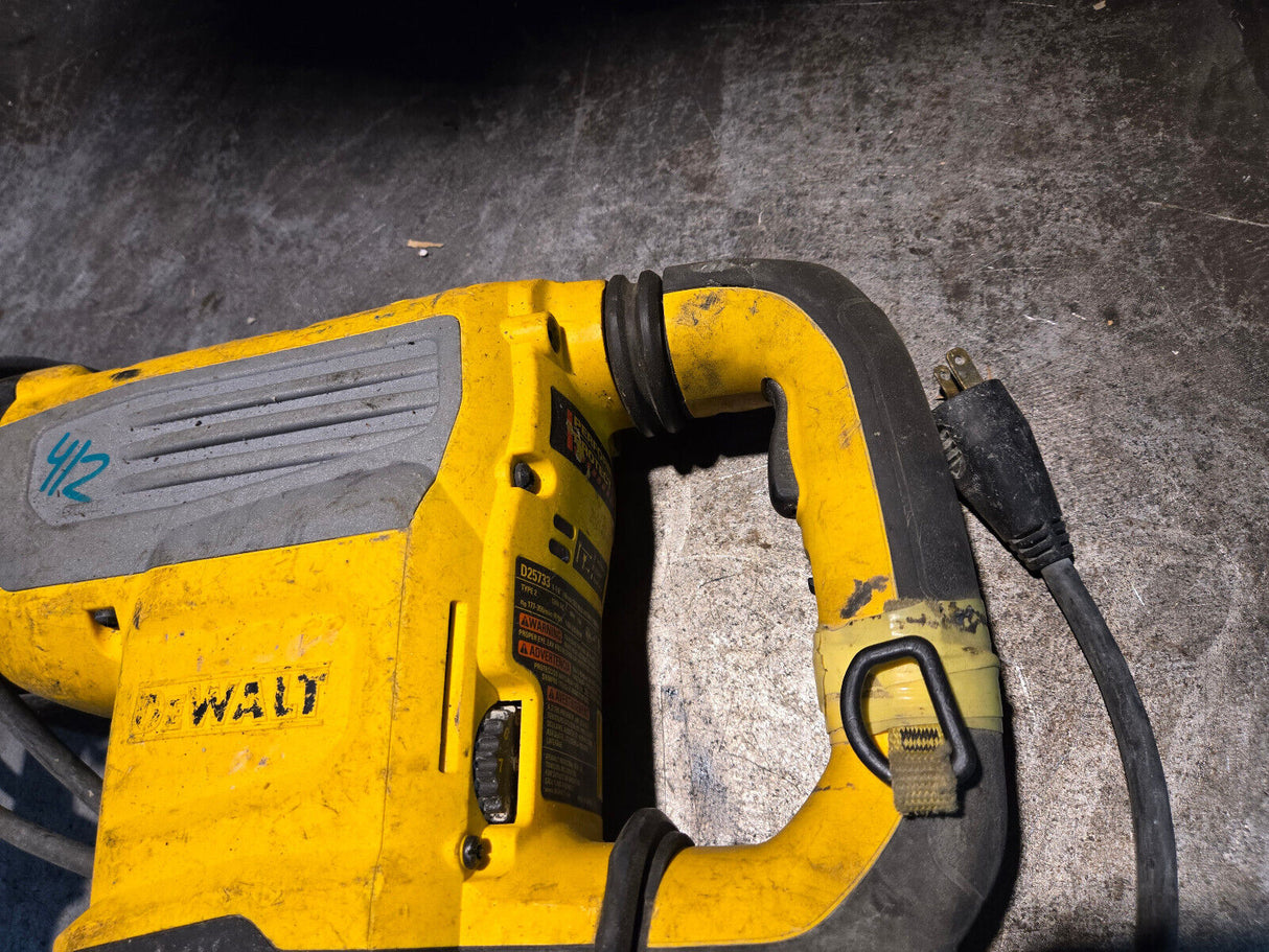 Dewalt D25733 SDS Max Rotary Hammer Drill 1-7/8" Corded Electric