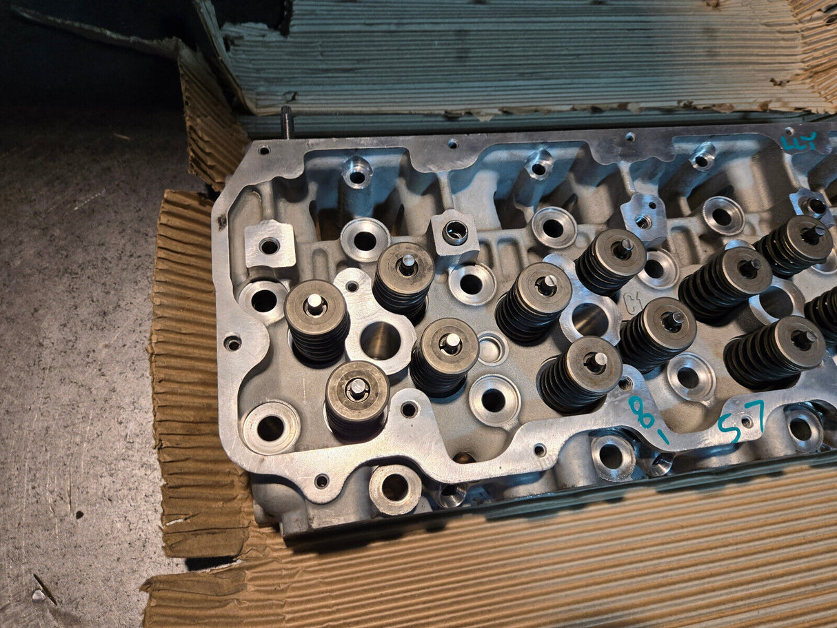 REMAN RH PASSENGER CYLINDER HEAD 6.6 DURAMAX DIESEL LLY VIN 2 97779579 REF8157