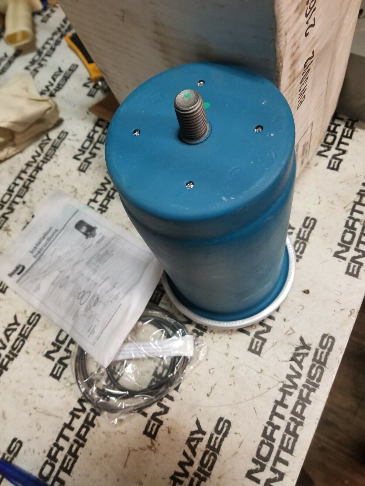 107794X BENDIX AD-9 AIR DRYER CARTRIDGE