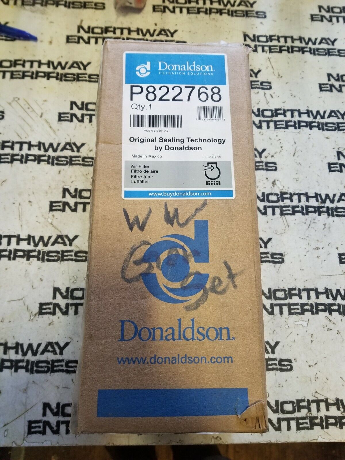 P822768 DONALDSON AIR FILTER