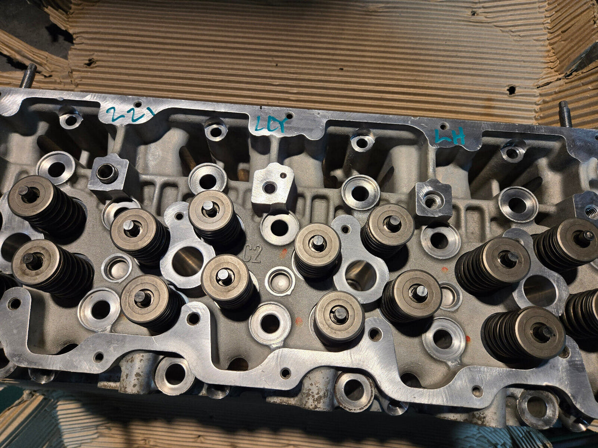 REMAN LH DRIVERS CYLINDER HEAD 6.6 DURAMAX DIESEL LLY VIN 2 97779579 REF221