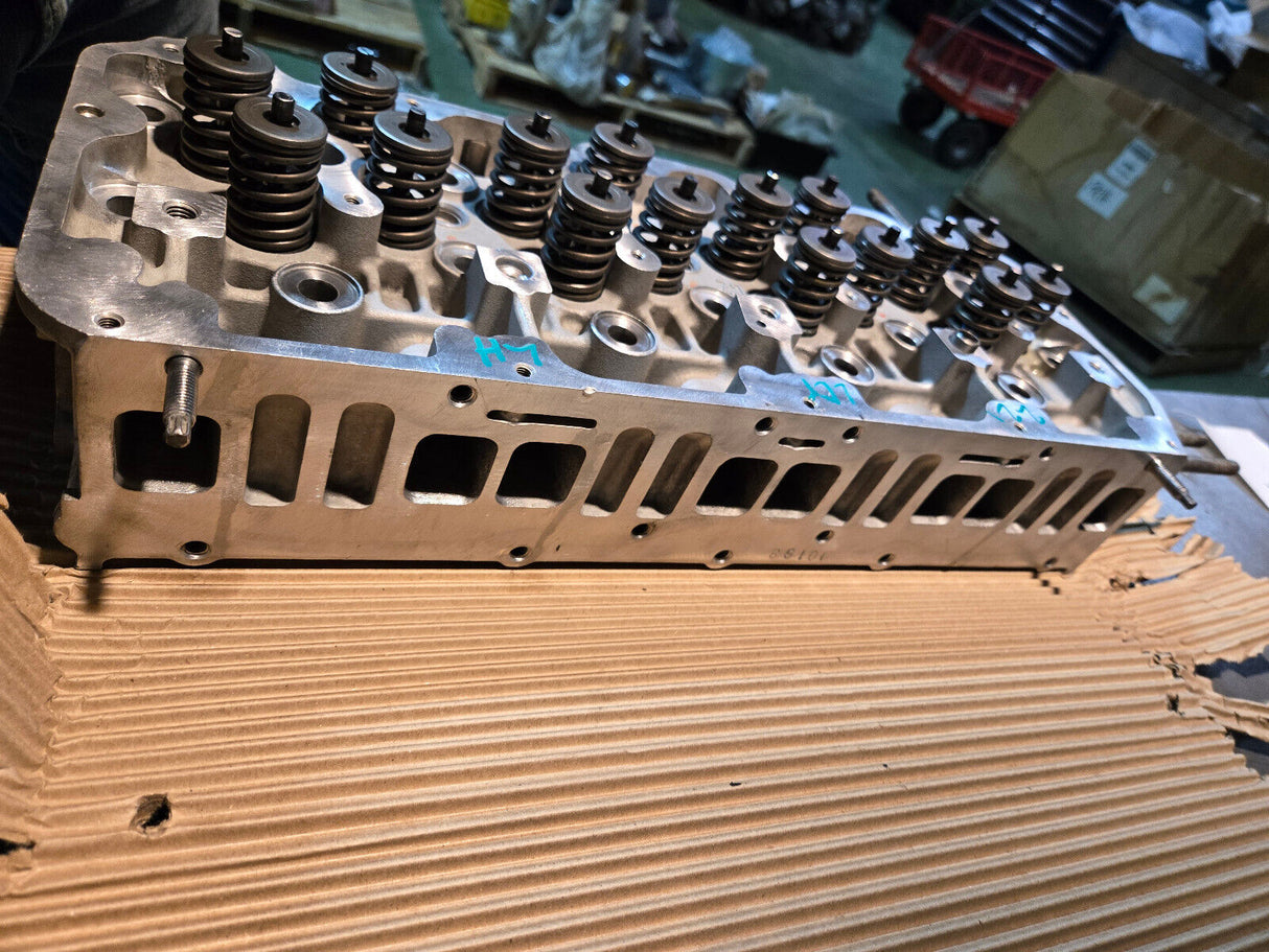 REMAN LH DRIVERS CYLINDER HEAD 6.6 DURAMAX DIESEL LLY VIN 2 97779579 REF221