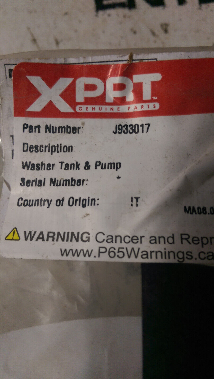 J933017 XPRT WASHER TANK AND PUMP