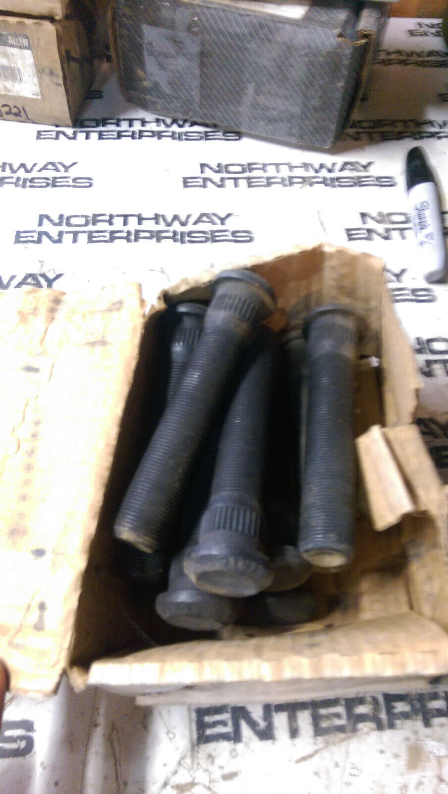 WE6034 TRP WHEEL STUD BOX OF 8 Right Hand Metric Headed Wheel Stud