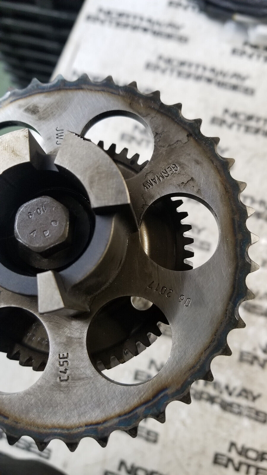 2014-2018 Right Side Exhaust Camshaft 20662167F 3.0L ECO Diesel 3602120F