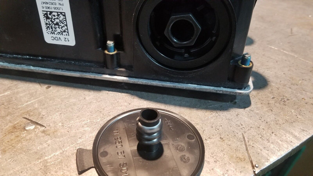 Takeuchi Def Pump 1J508-19656 82624847 K1J508-19656