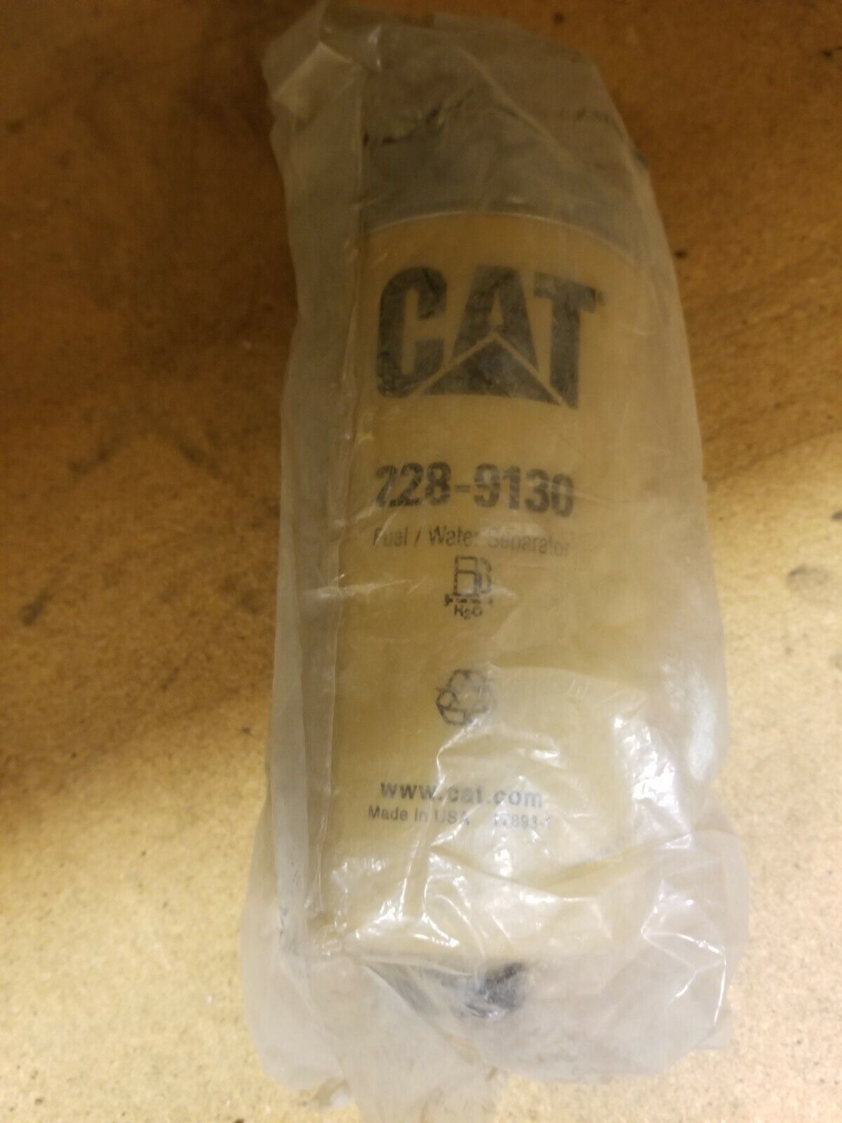 228-9130 Caterpillar Fuel/Water Separator Cat 2289130
