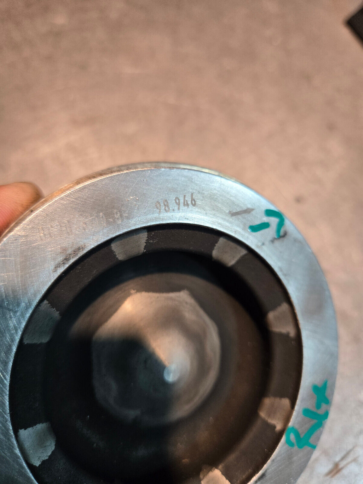 bc3q-6110-bf 6.7 Powerstroke Piston and Wristpin Used BC3Z-6108-D