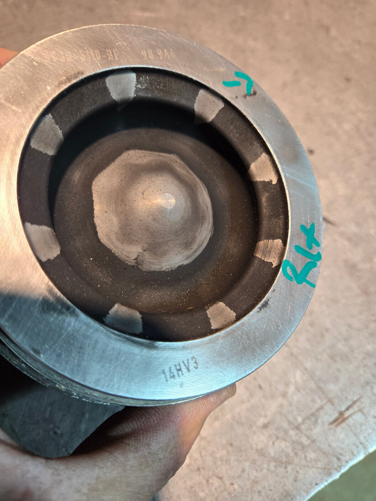 bc3q-6110-bf 6.7 Powerstroke Piston and Wristpin Used BC3Z-6108-D