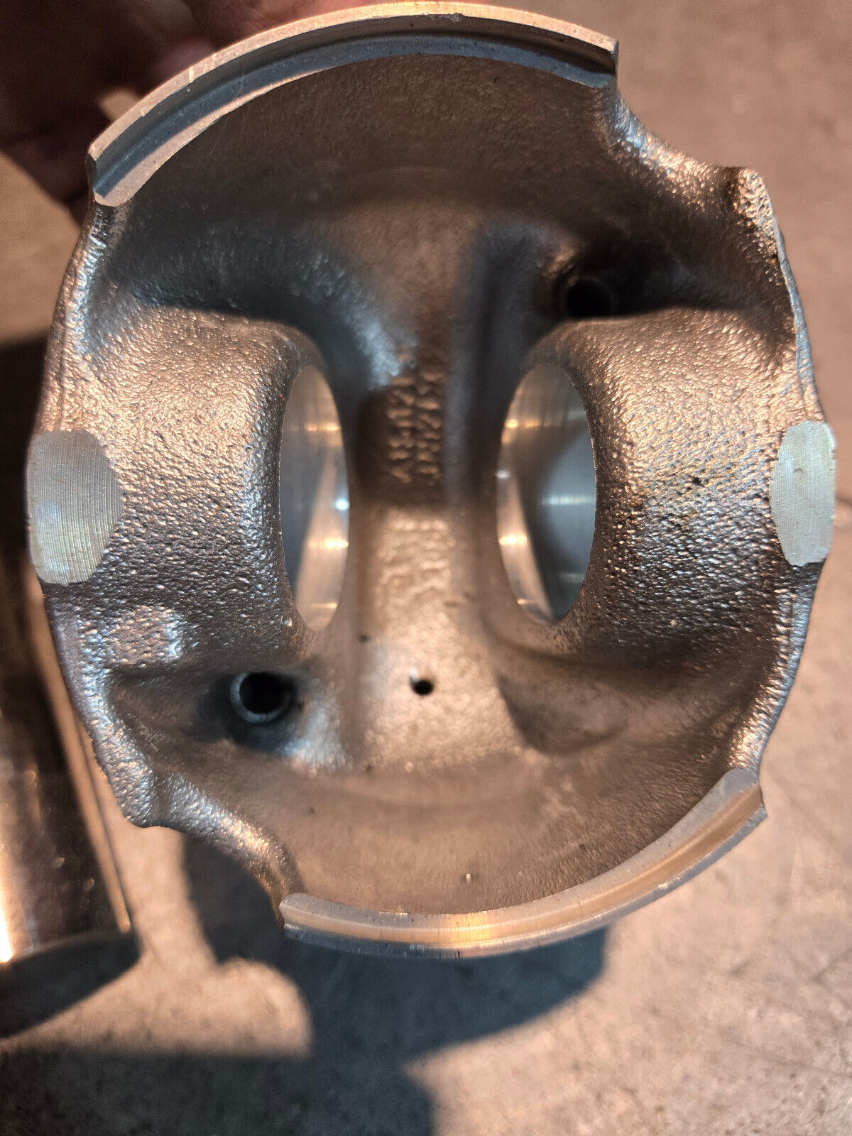 bc3q-6110-bf 6.7 Powerstroke Piston and Wristpin Used BC3Z-6108-D