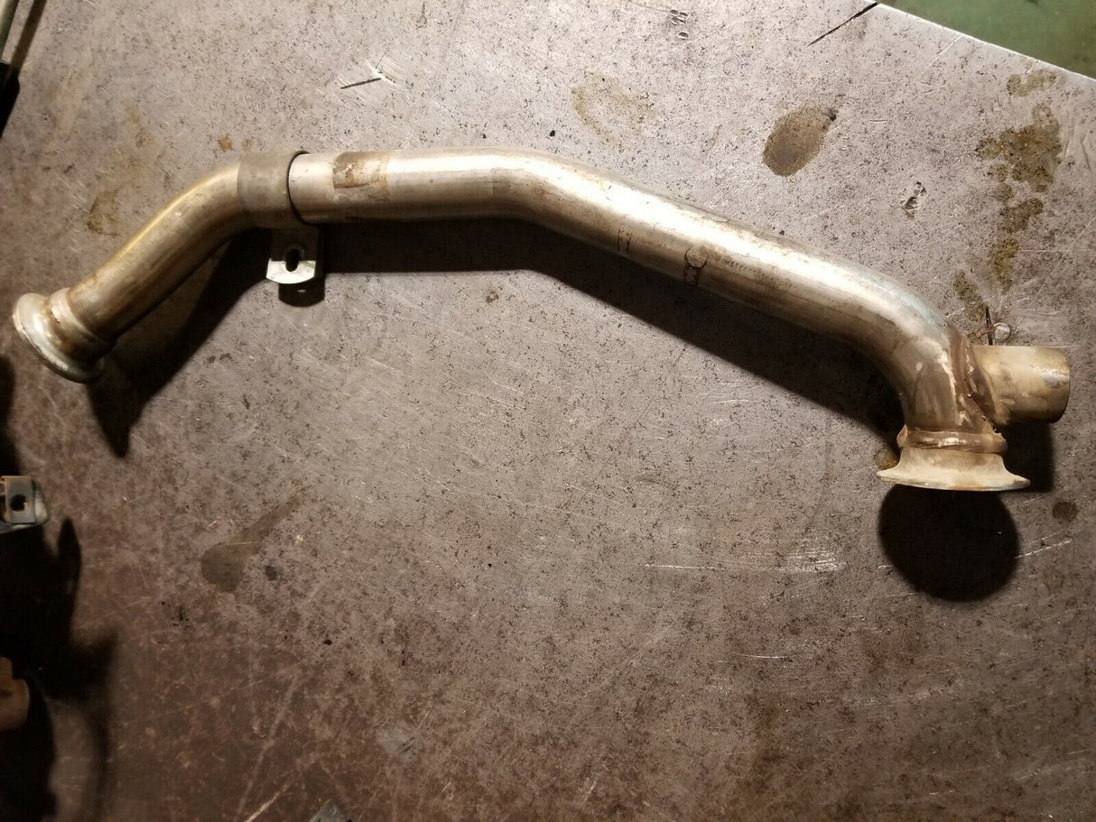 6.7 6.7l Cummins EGR Cooler Crossover pipe 5269369 68067128AB ; 68067128AA;