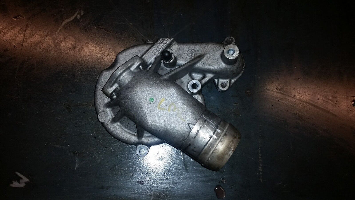 011 012 2011-2015 LML GMC Sierra Duramax Diesel Water Pump Housing 12637105