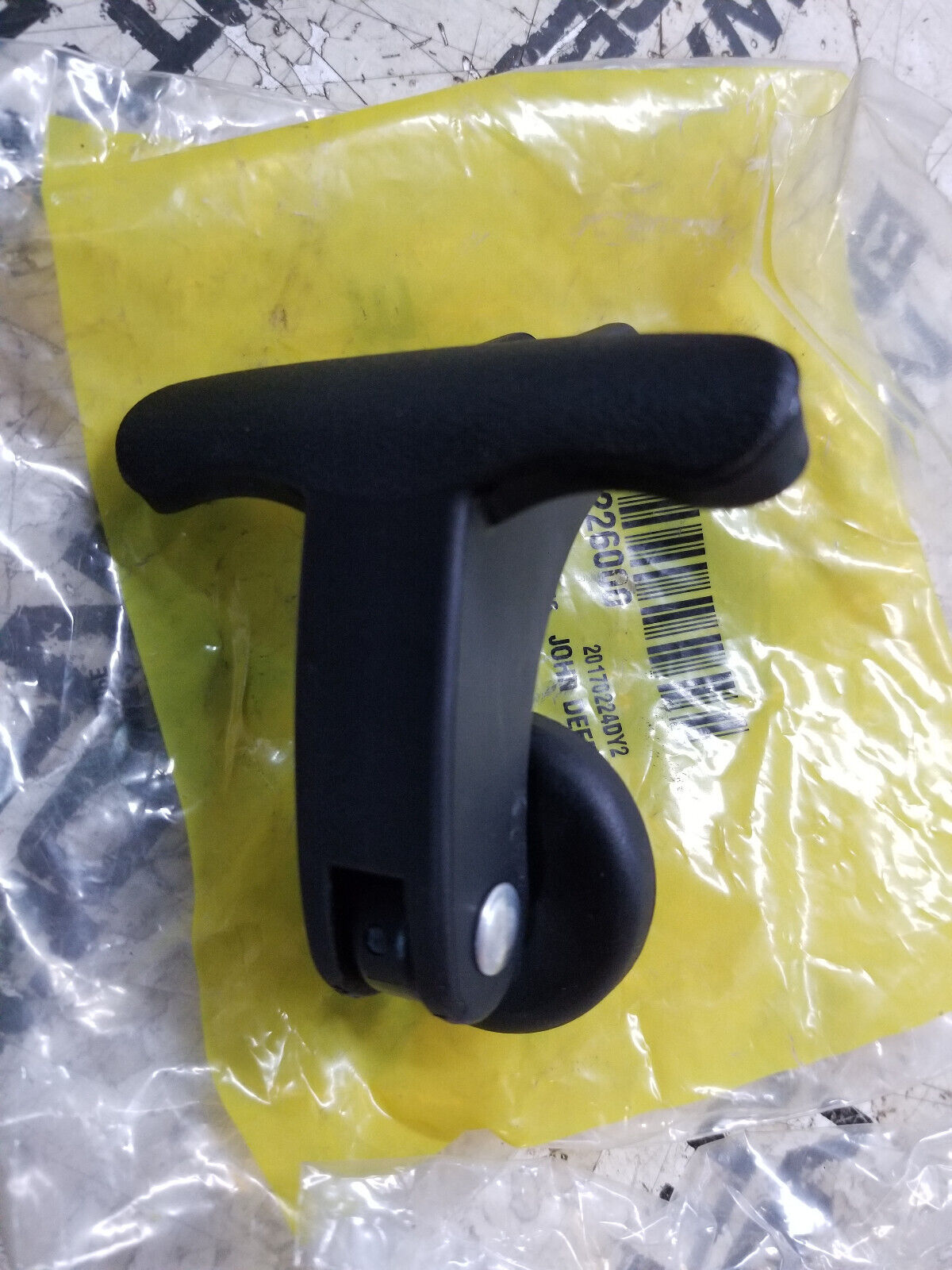 AT226000 Rear Side Window Latch JOHN DEERE