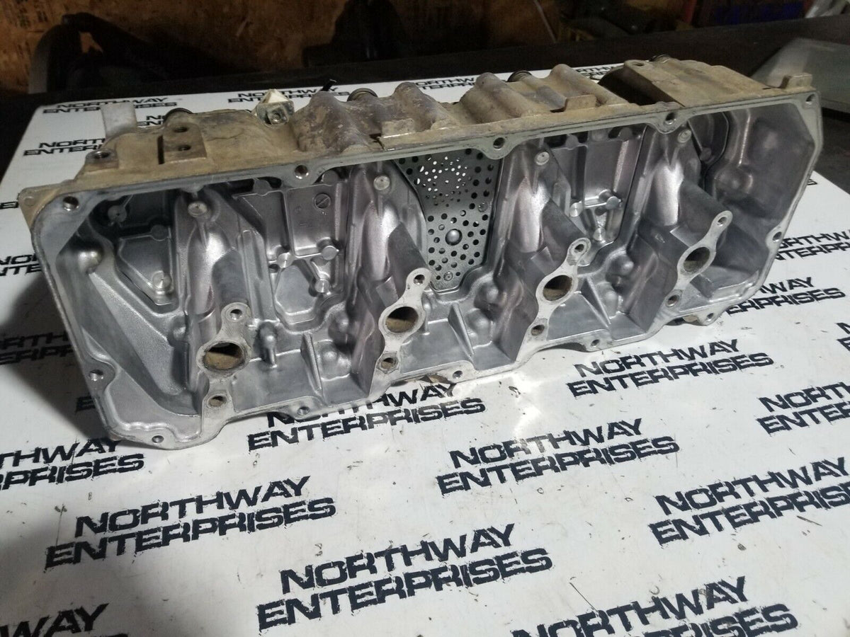 2011-2015 DURAMAX 6.6 6.6L DIESEL LML VALVE COVER & SPACER LH DRIVER