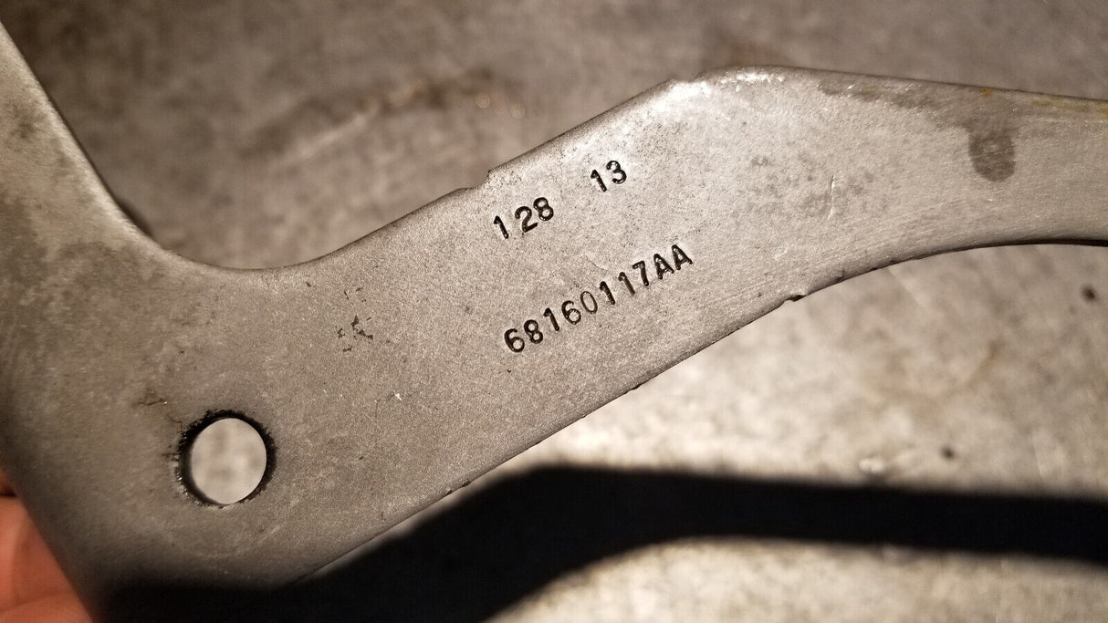 2013-2020 RAM 2500 3500 FAN GUARD SHROUD LOWER BRACKET OEM MOPAR 68160117AA