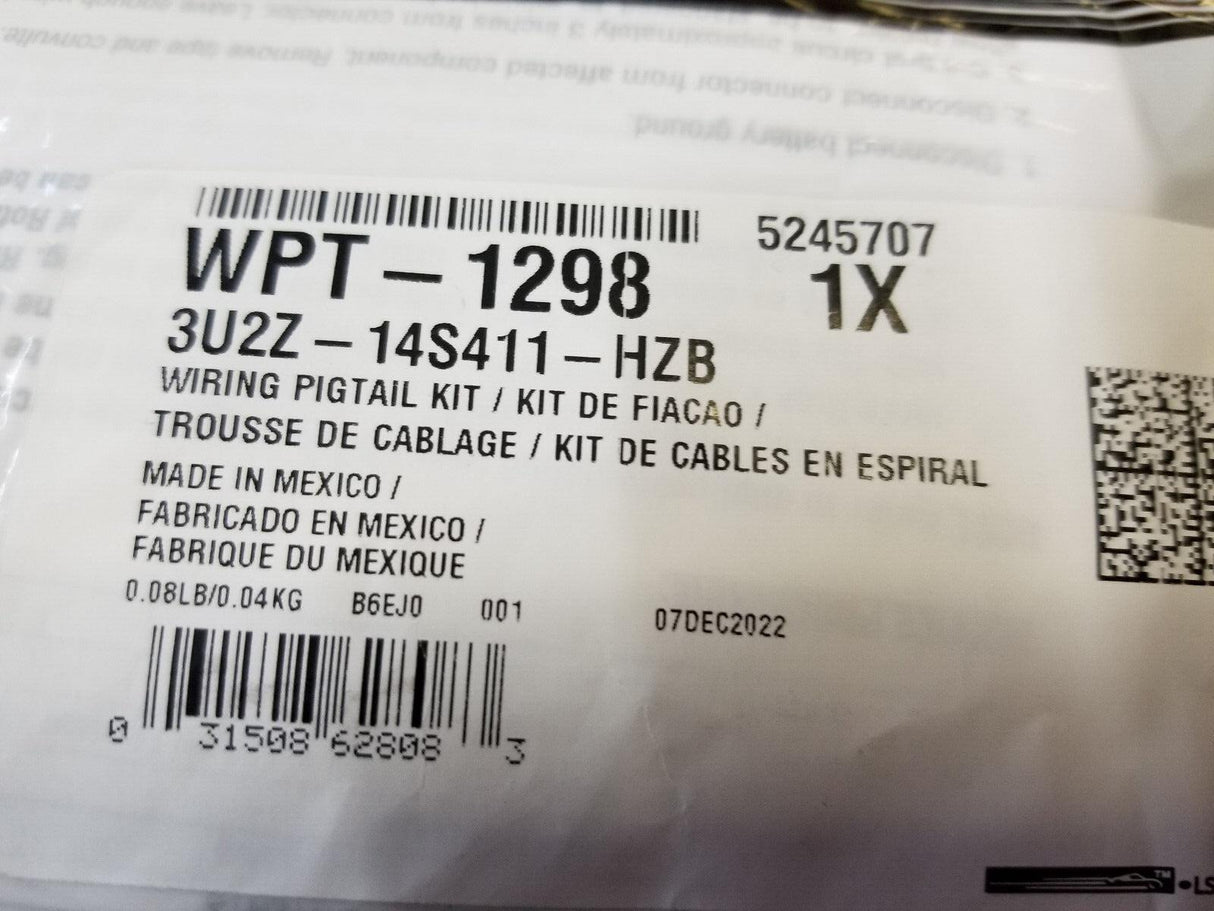 Parking / Turn Signal / Stop Light Connector Motorcraft WPT-1298 3u2z-14s411-hzb