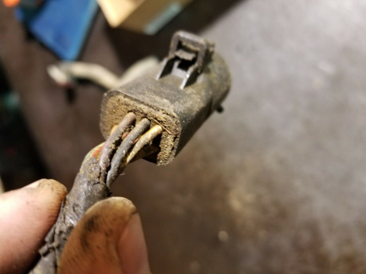 7 WIRE 6.0L POWERSTROKE ENGINE HARNESS PIGTAIL CONNECTOR