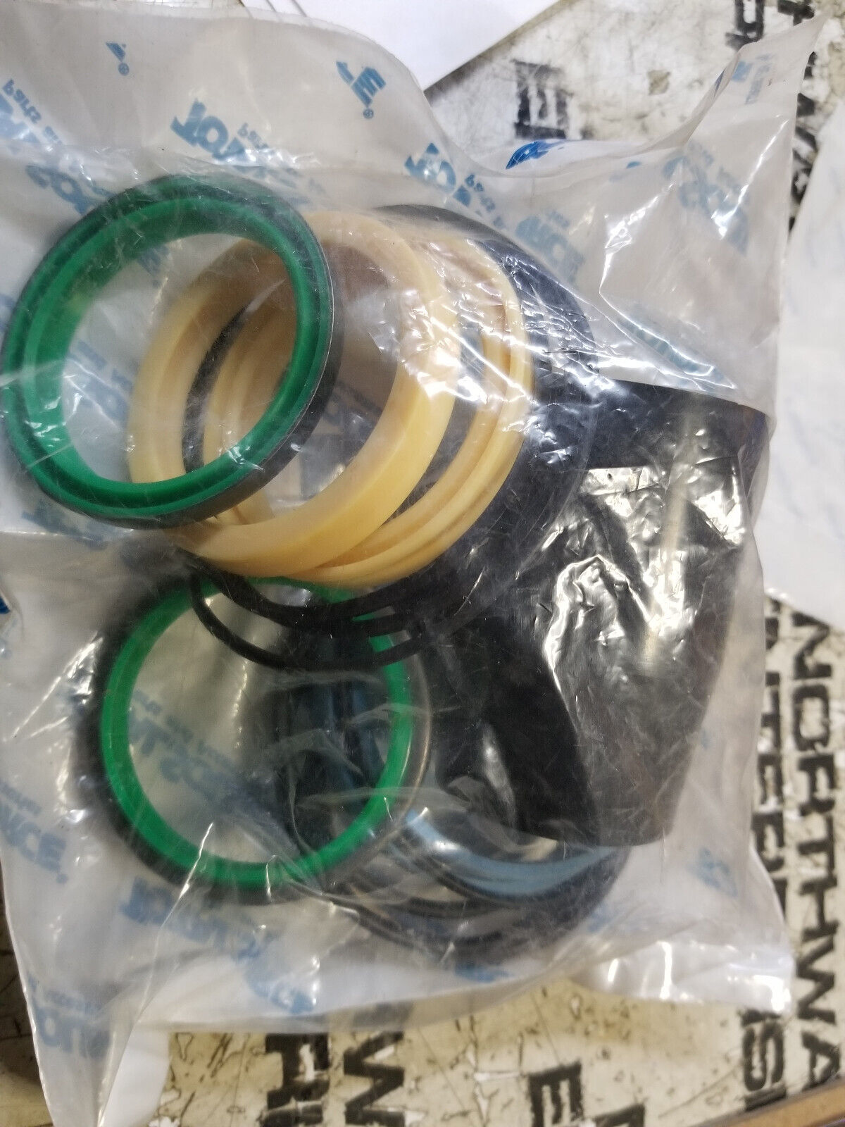 YT580071006 TOTAL SOURCE SEAL KIT 580071006 CYLINDER SEAL KIT