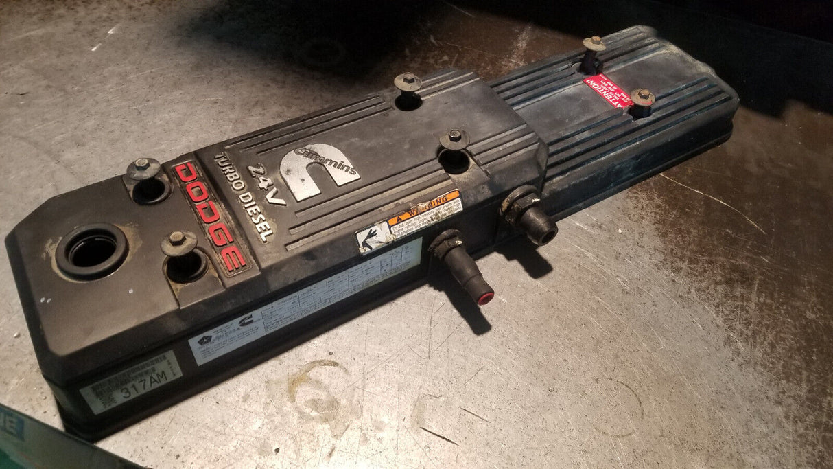 Dodge Ram 5.9L Cummins USED VALVE COVER ASSEMBLY 2005-07 4931453 4931454 REM21