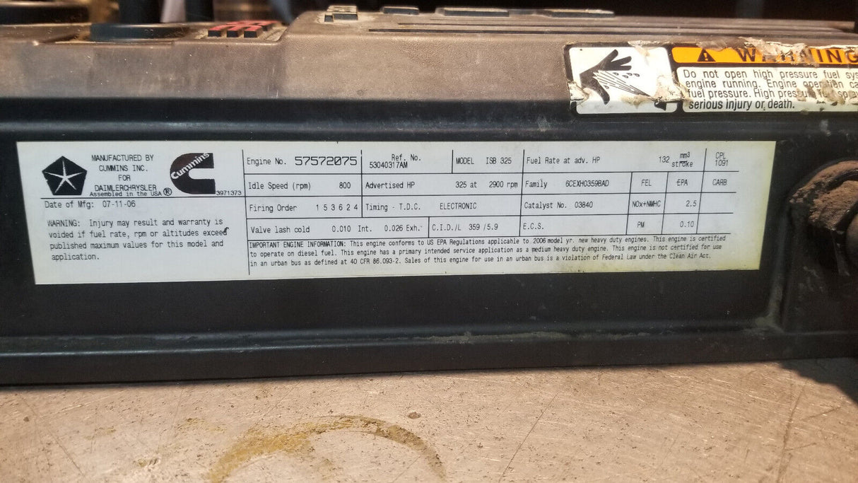 Dodge Ram 5.9L Cummins USED VALVE COVER ASSEMBLY 2005-07 4931453 4931454 REM21