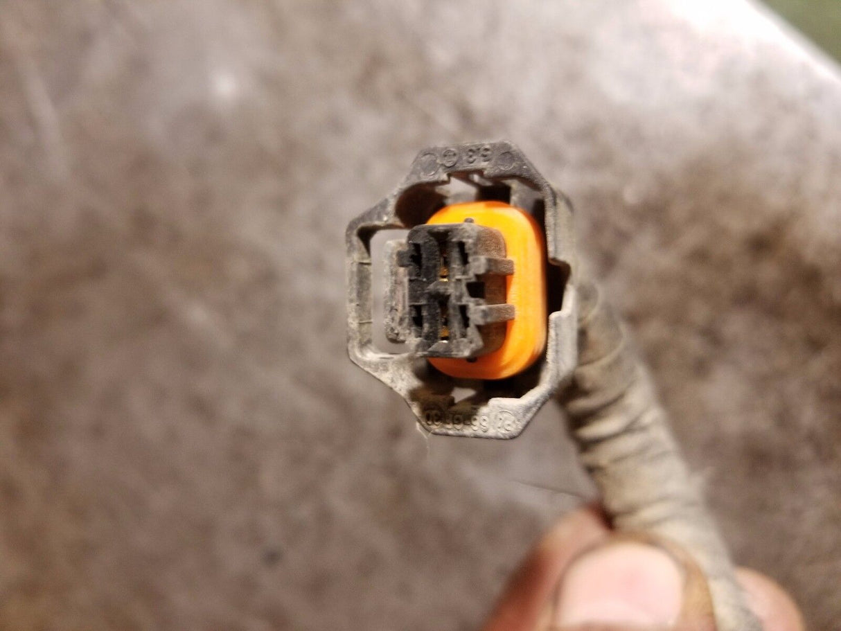 07-10 2007 -2010 6.6L Duramax Engine Wire Harness Pigtail 2 Wire 2 Pin Injector