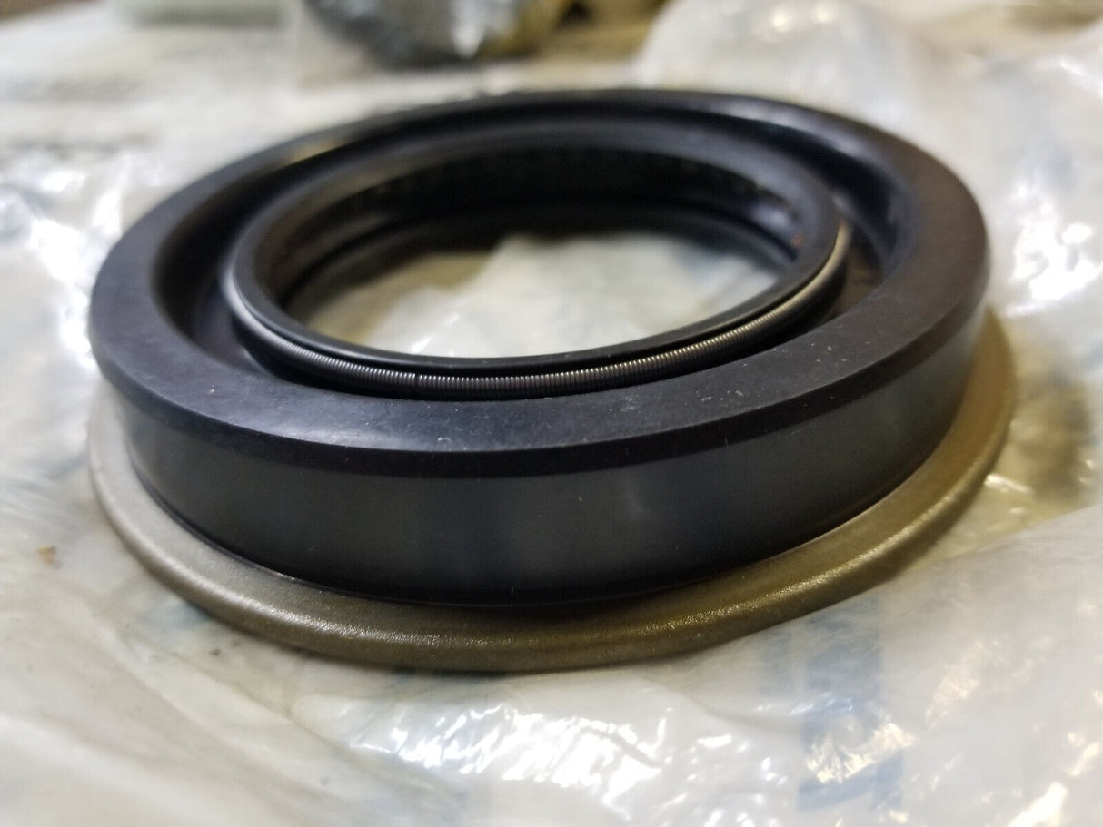 366057 | Hyster Forklift SEAL - OIL HY366057