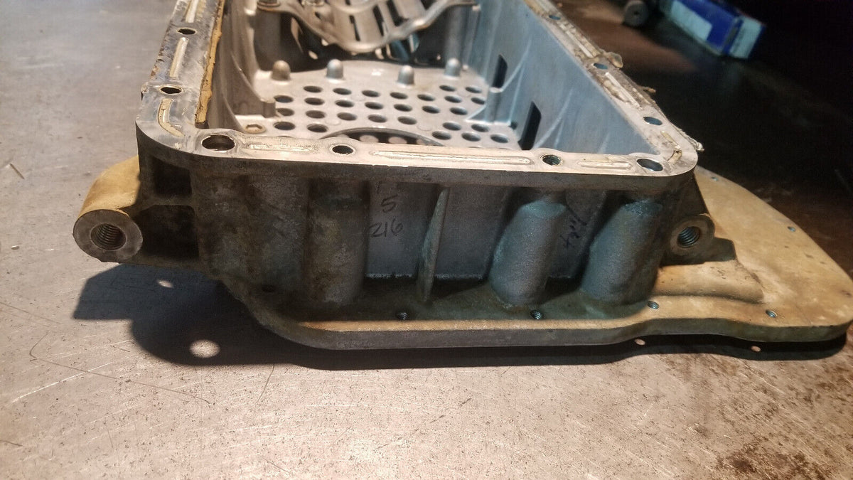 12634971 2011-2015 UPPER OIL PAN CHEVROLET Duramax 6.6l 6.6 LML ref226