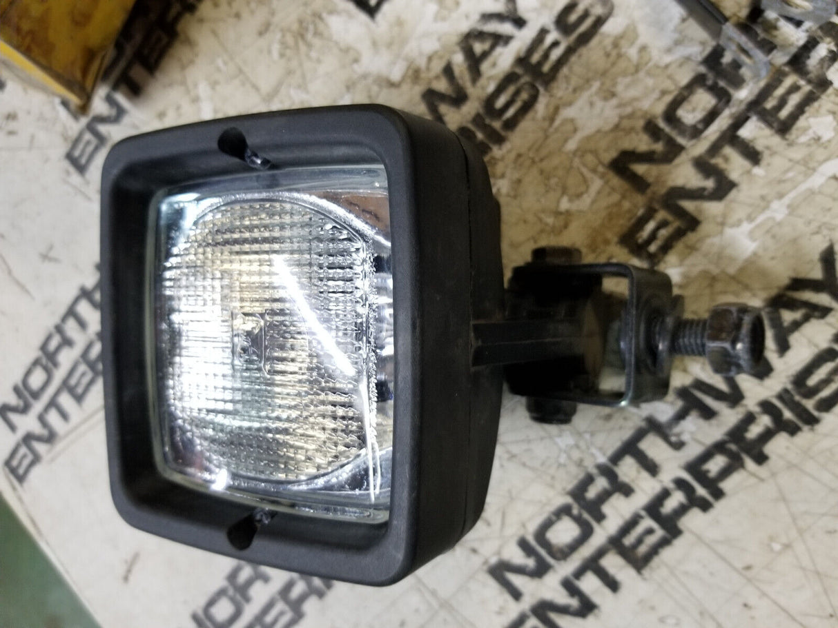 CATERPILLAR 234-4323 LIGHT LAMP 2344323