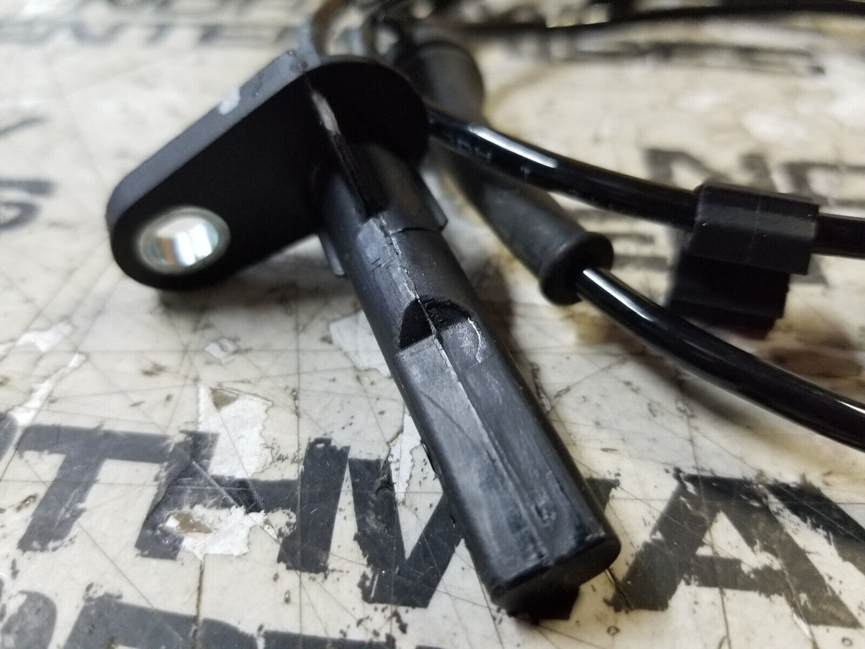 04779735AF MOPAR SPEED SENSOR