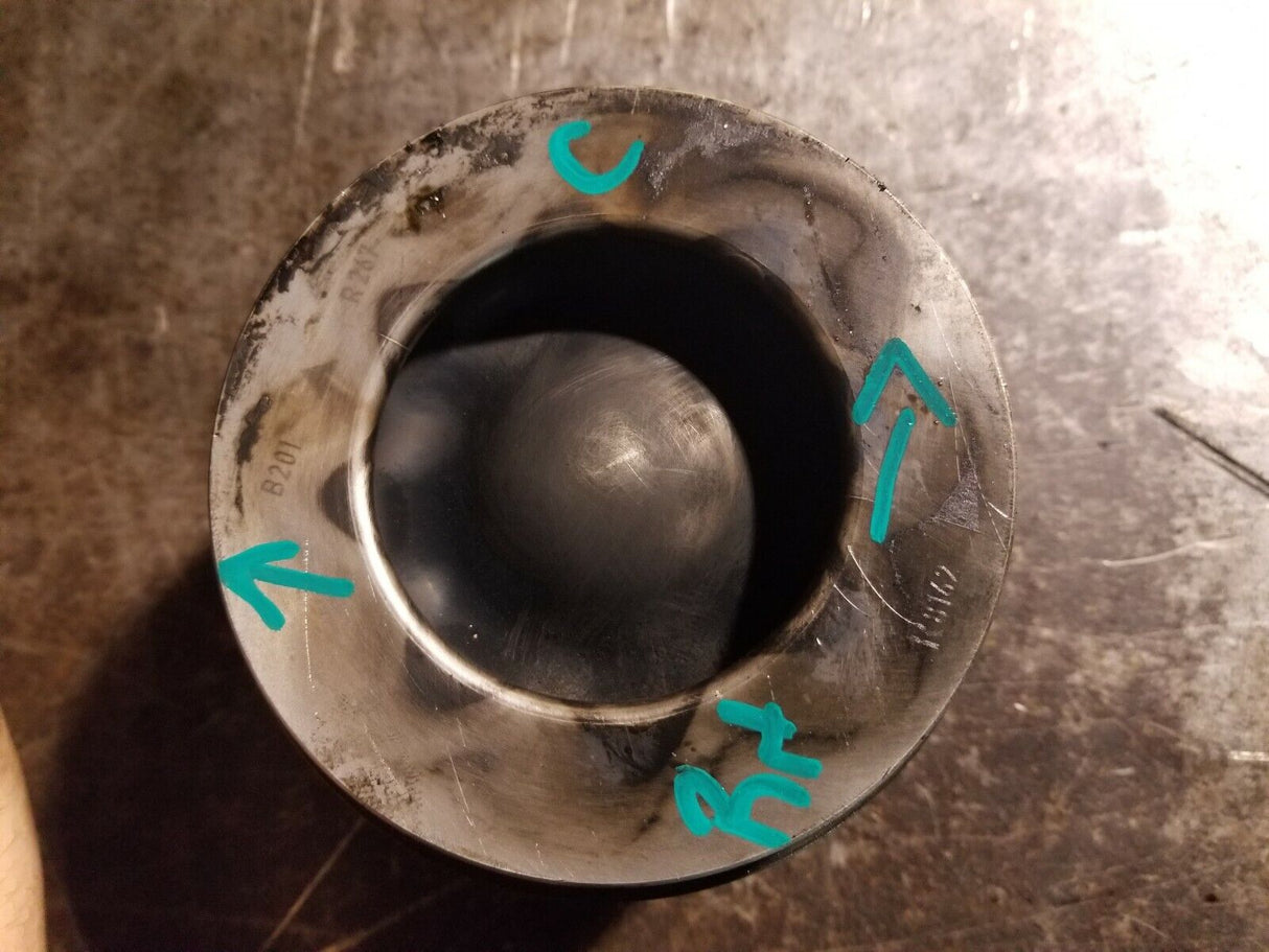 2011-2014 DURAMAX 6.6 6.6L LML LGH ENGINE PISTON RH PASSENGER STD 19302751