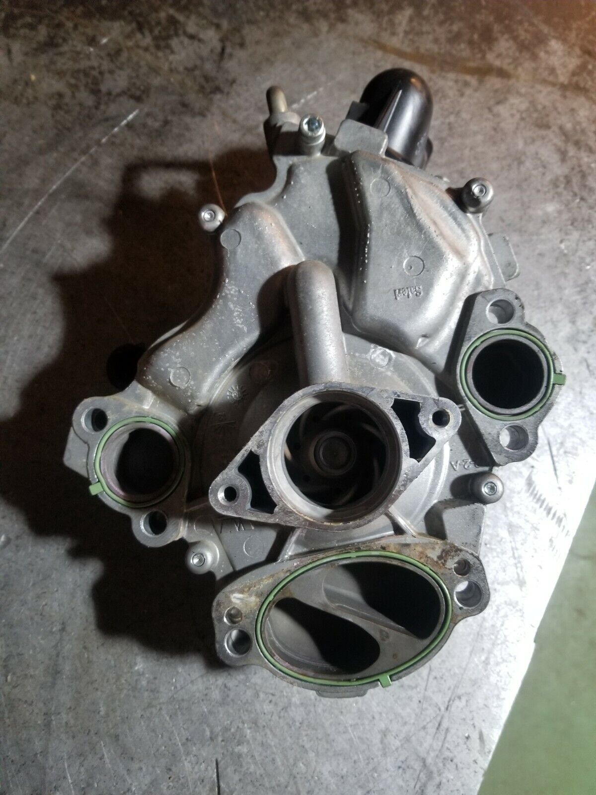 68211202AA 3.0L ECODIESEL USED WATER PUMP