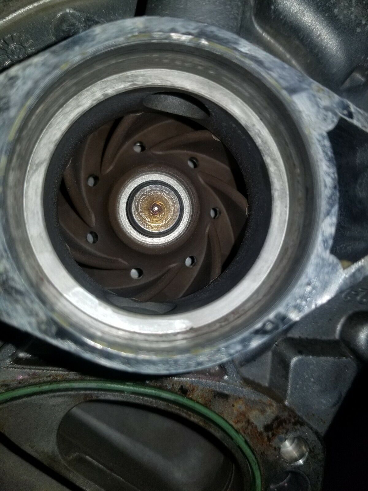 68211202AA 3.0L ECODIESEL USED WATER PUMP