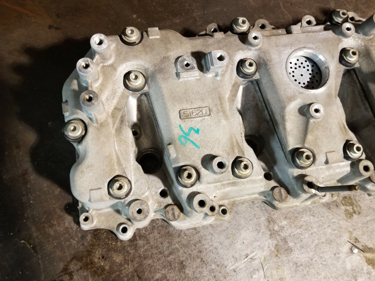 2011-2015 DURAMAX 6.6L DIESEL LML VALVE COVER LH DRIVER 12640380 12642769 re36