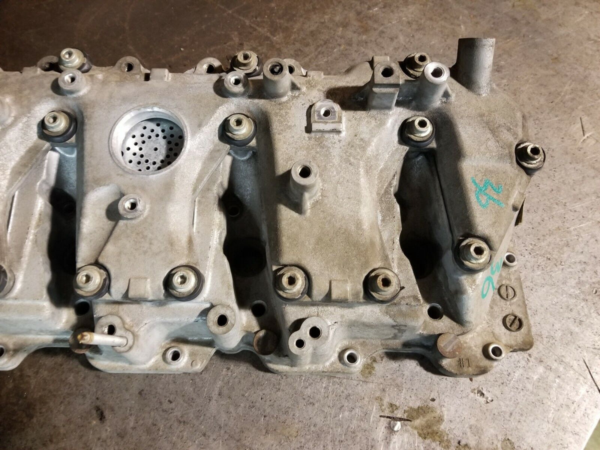 2011-2015 DURAMAX 6.6L DIESEL LML VALVE COVER LH DRIVER 12640380 12642769 re36