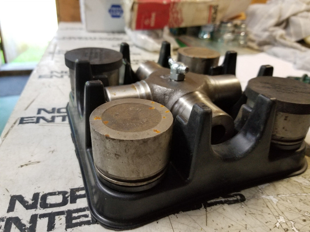 SPICER SPL140X UNIVERSAL JOINT