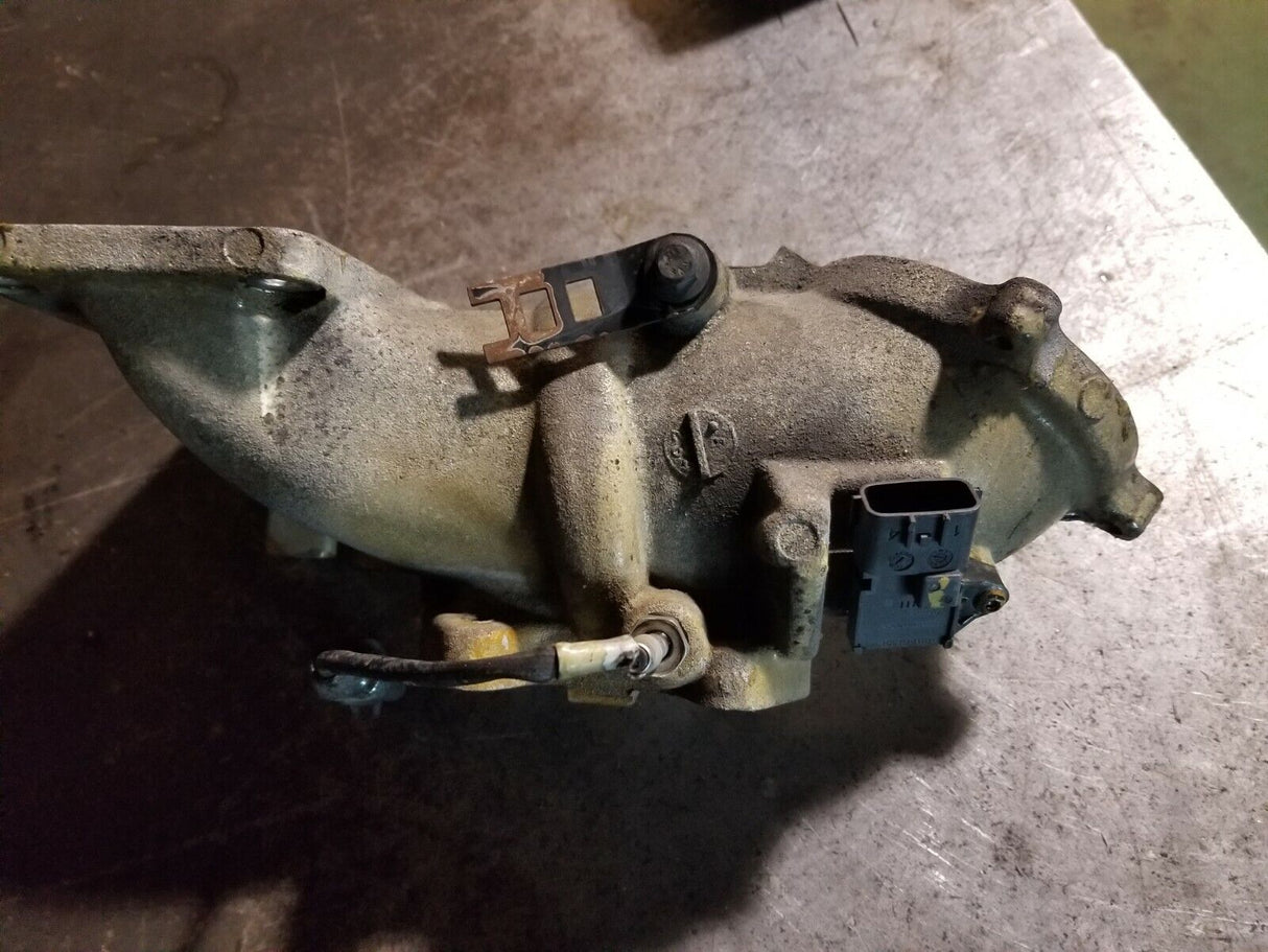 4935703 6.7 6.7l Cummins Intake Horn egr intake horn