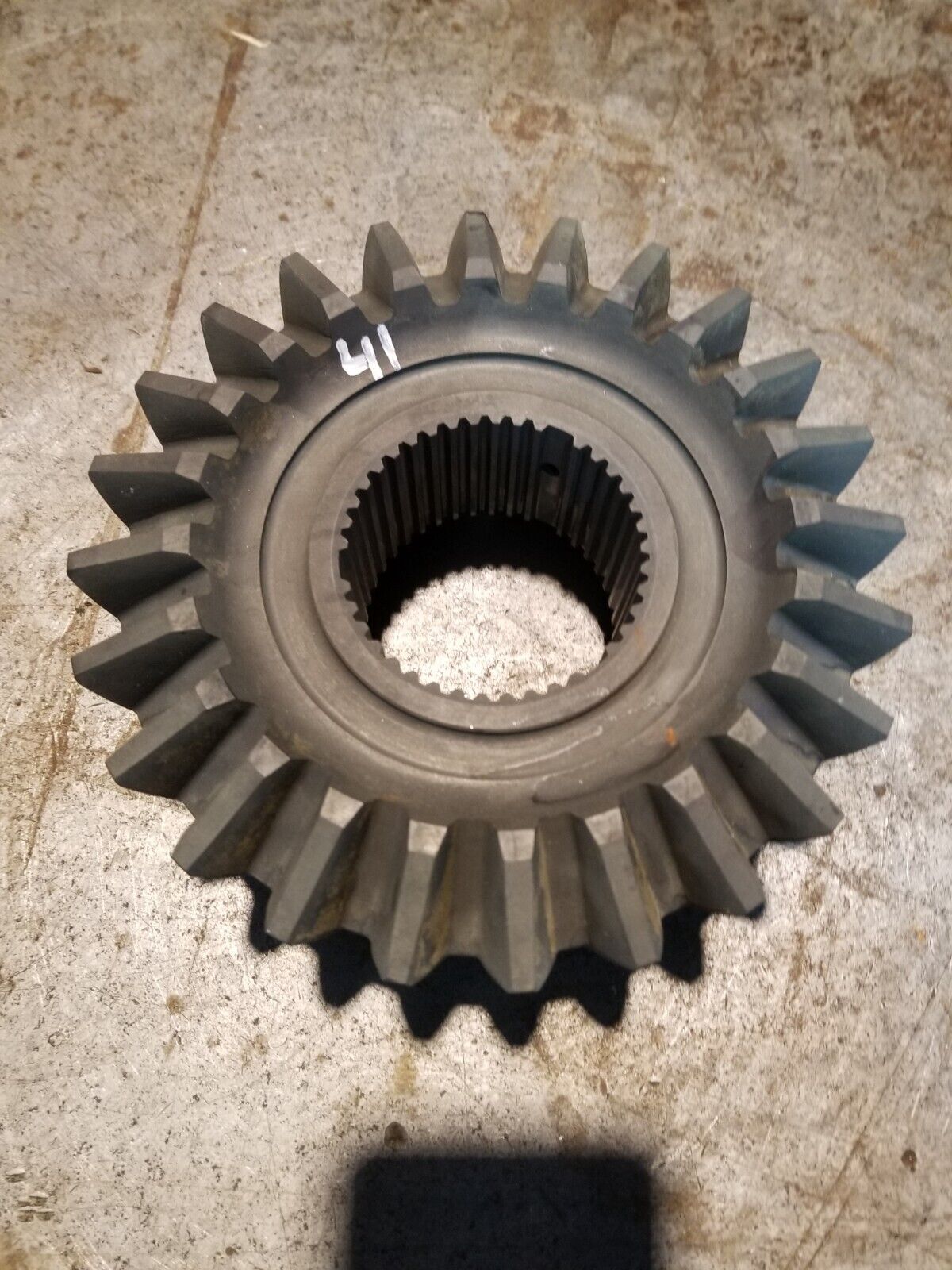 John Deere BEVEL GEAR R63340 REF41