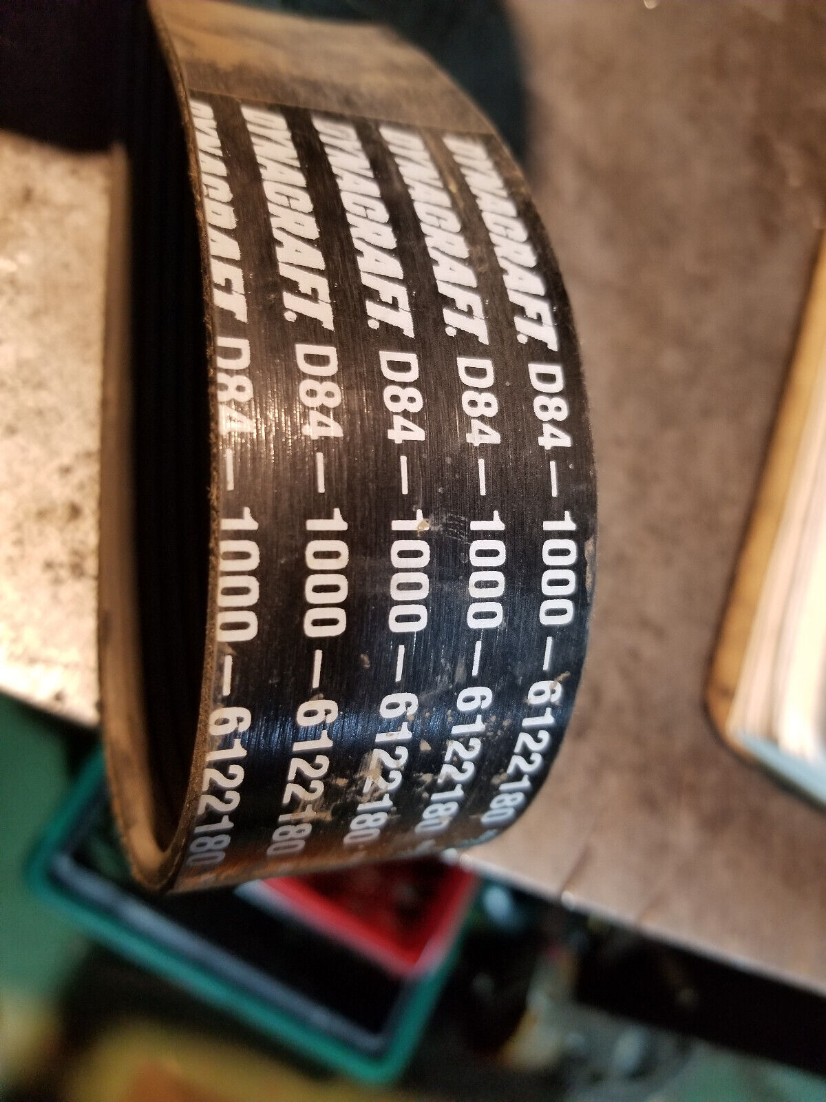 6122180 PACCAR BELT D84-1000-6122180