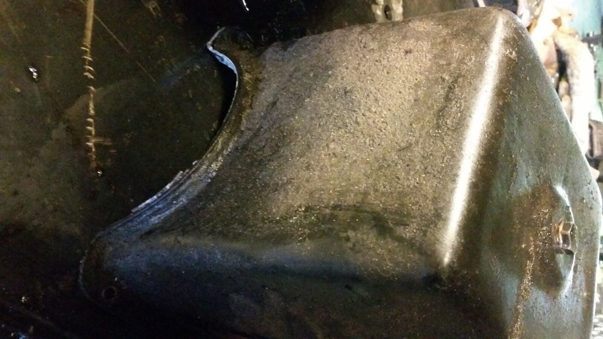 1999 99 7.3 7.3L POWERSTROKE ENGINE OIL PAN USED