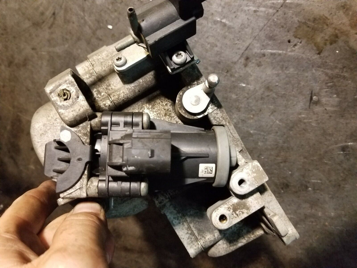 11-15 6.7L Powerstroke Diesel F350 EGR Valve BC3Q-9U466-AJ BC3Q-9D475-CF