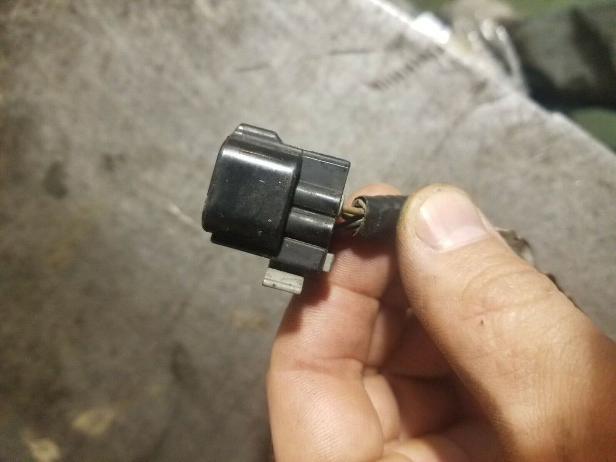 2006-2010 97388992 Oil Pan Harness Pigtail